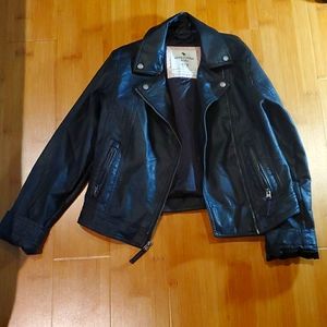 abercrombie kids leather jacket size 13/14